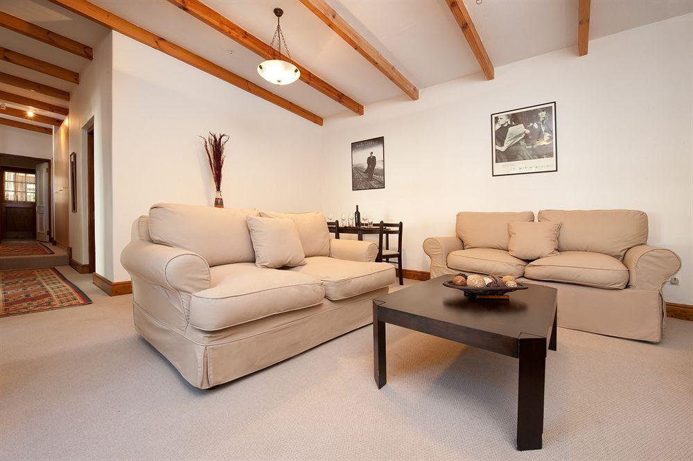 La Galiniere Guest Cottages Franschhoek Εξωτερικό φωτογραφία