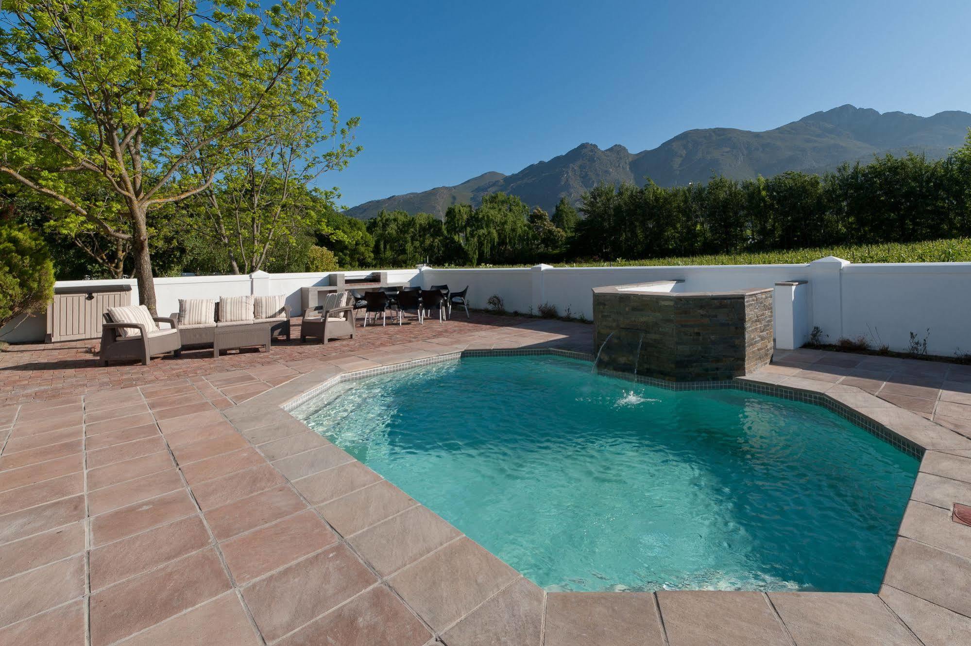 La Galiniere Guest Cottages Franschhoek Εξωτερικό φωτογραφία